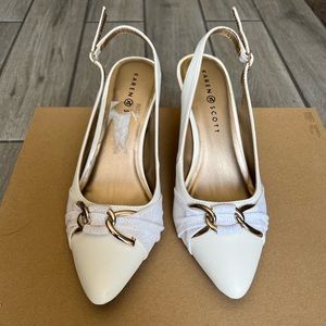 Karen Scott pumps shoes size 9.5